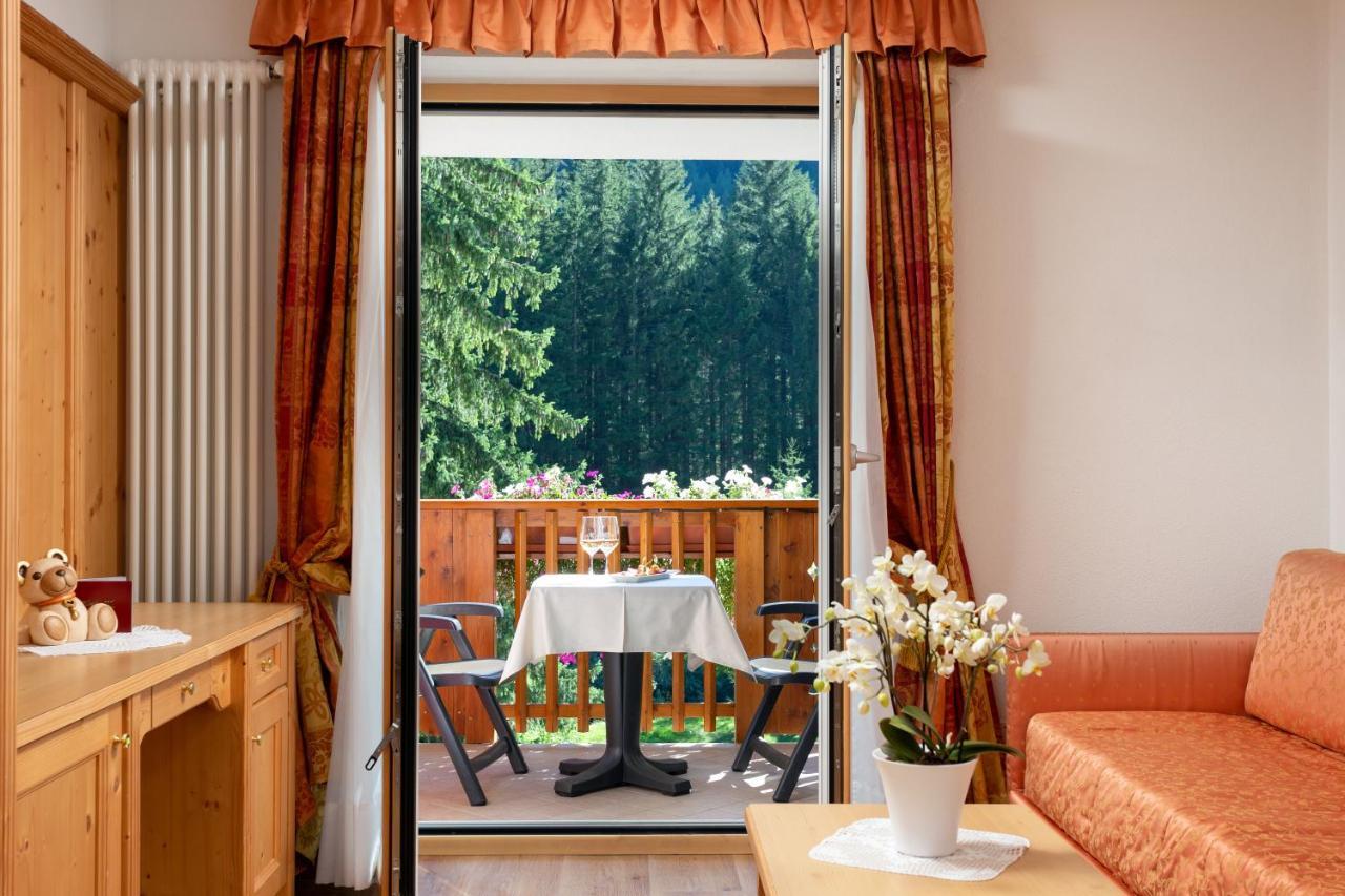Hotel Gries กานาเซย์ ภายนอก รูปภาพ